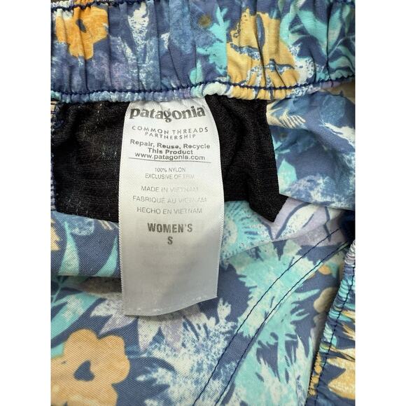 Patagonia Womens Barely Baggies Pull-On Shorts Small Floral Hawaiian 2" 57041 - Picture 6 of 7